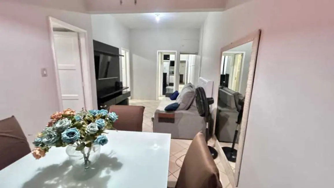 Foto 2 de Apartamento com 2 quartos à venda, 70m2 em Rio De Janeiro - RJ