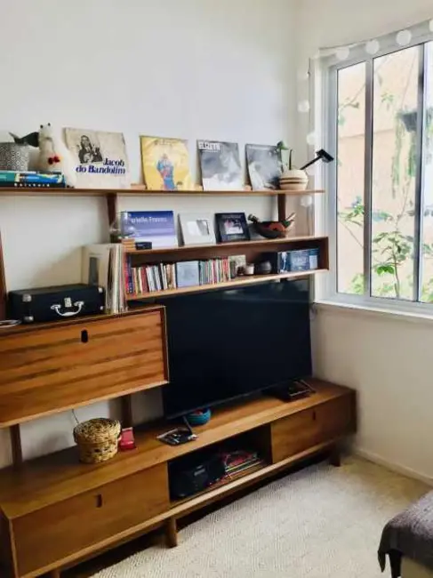 Apartamento com 1 quarto para alugar, 55m2 em Rio De Janeiro - RJ - imagem 4 Foto 4 de Apartamento com 1 quarto para alugar, 55m2 em Rio De Janeiro - RJ