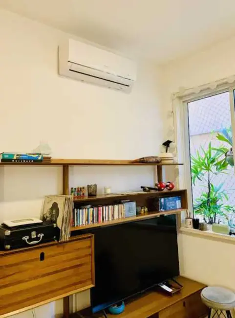 Apartamento com 1 quarto para alugar, 55m2 em Rio De Janeiro - RJ - imagem 7 Foto 7 de Apartamento com 1 quarto para alugar, 55m2 em Rio De Janeiro - RJ