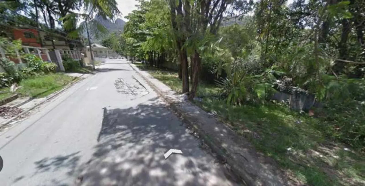 Foto 3 de Terreno / Lote à venda em Rio De Janeiro - RJ