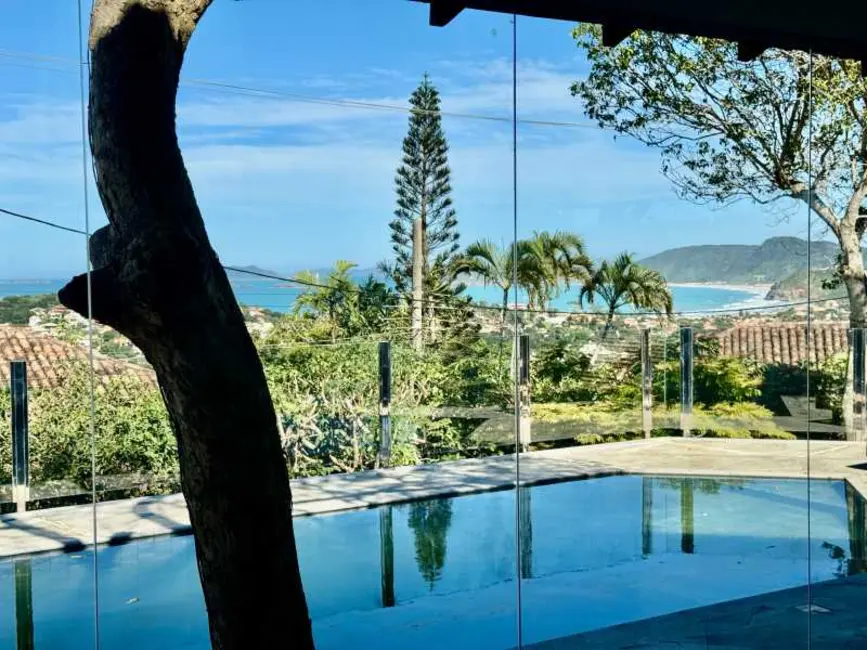 Foto 2 de Casa com 5 quartos à venda, 200m2 em Armacao Dos Buzios - RJ
