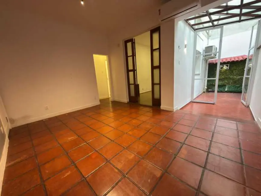 Apartamento com 2 quartos à venda, 60m2 em Rio De Janeiro - RJ - imagem 3 Foto 3 de Apartamento com 2 quartos à venda, 60m2 em Rio De Janeiro - RJ