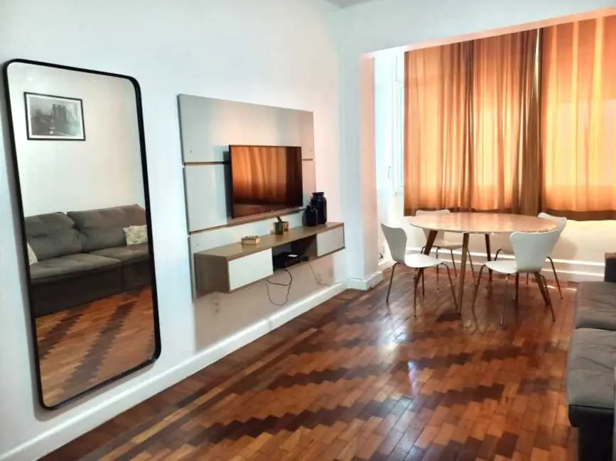 Foto 2 de Apartamento com 2 quartos para alugar, 75m2 em Rio De Janeiro - RJ