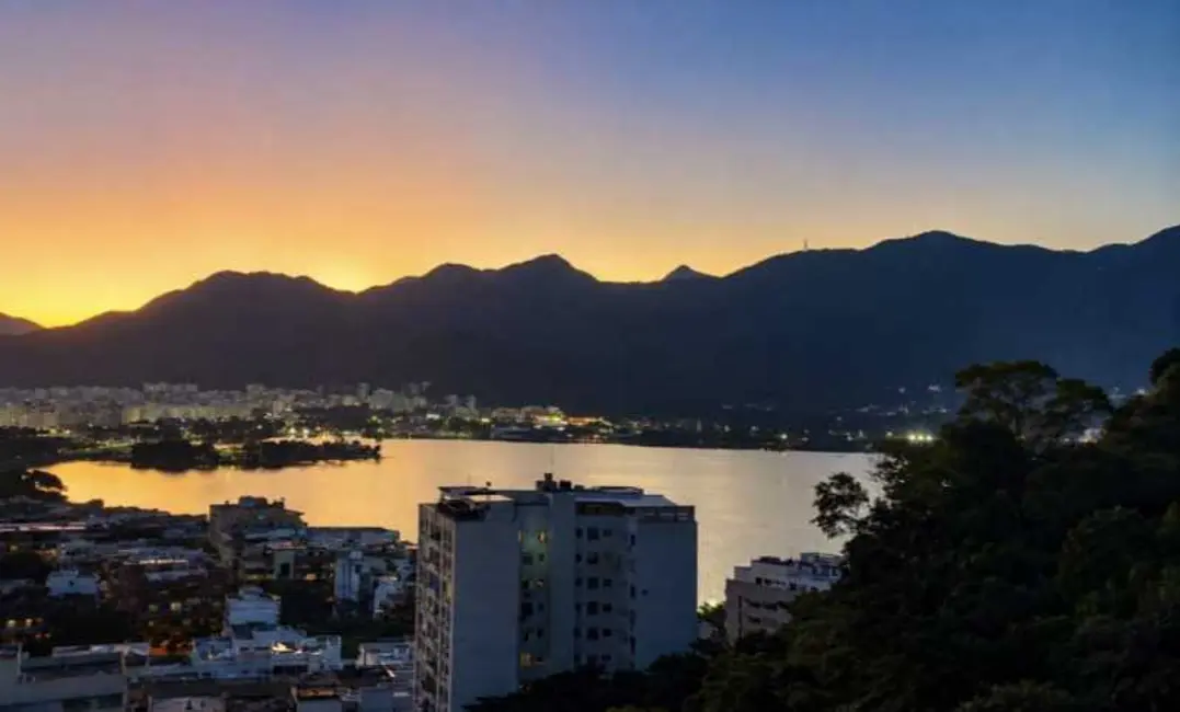 Apartamento com 2 quartos à venda, 80m2 em Rio De Janeiro - RJ - imagem 1 Foto 1 de Apartamento com 2 quartos à venda, 80m2 em Rio De Janeiro - RJ