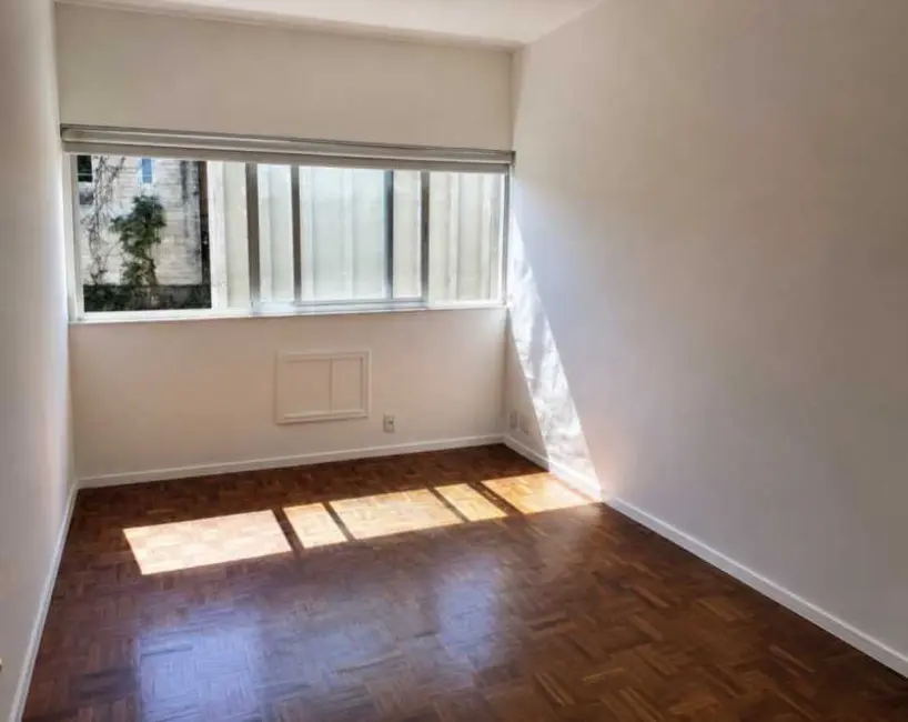 Apartamento com 2 quartos à venda, 80m2 em Rio De Janeiro - RJ - imagem 2 Foto 2 de Apartamento com 2 quartos à venda, 80m2 em Rio De Janeiro - RJ