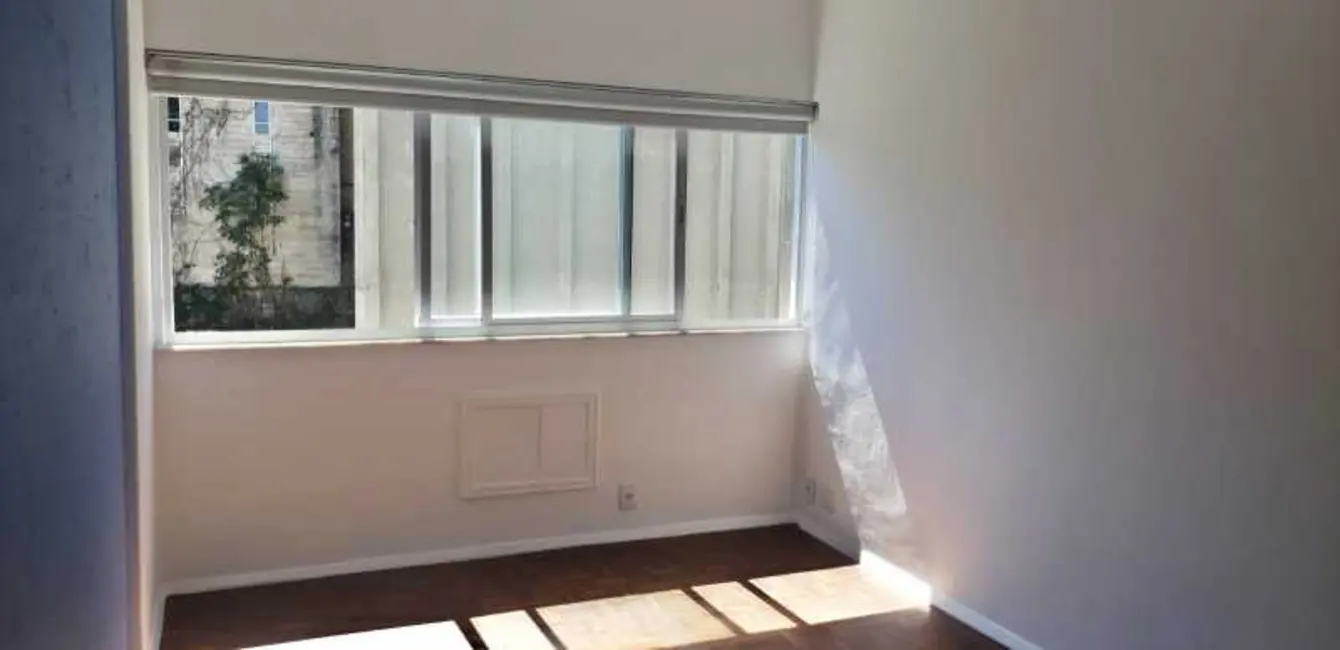 Apartamento com 2 quartos à venda, 80m2 em Rio De Janeiro - RJ - imagem 3 Foto 3 de Apartamento com 2 quartos à venda, 80m2 em Rio De Janeiro - RJ