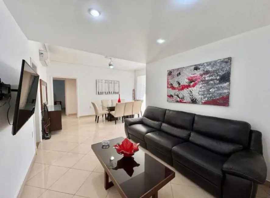 Apartamento com 3 quartos à venda e para alugar, 110m2 em Rio De Janeiro - RJ - imagem 6 Foto 6 de Apartamento com 3 quartos à venda e para alugar, 110m2 em Rio De Janeiro - RJ
