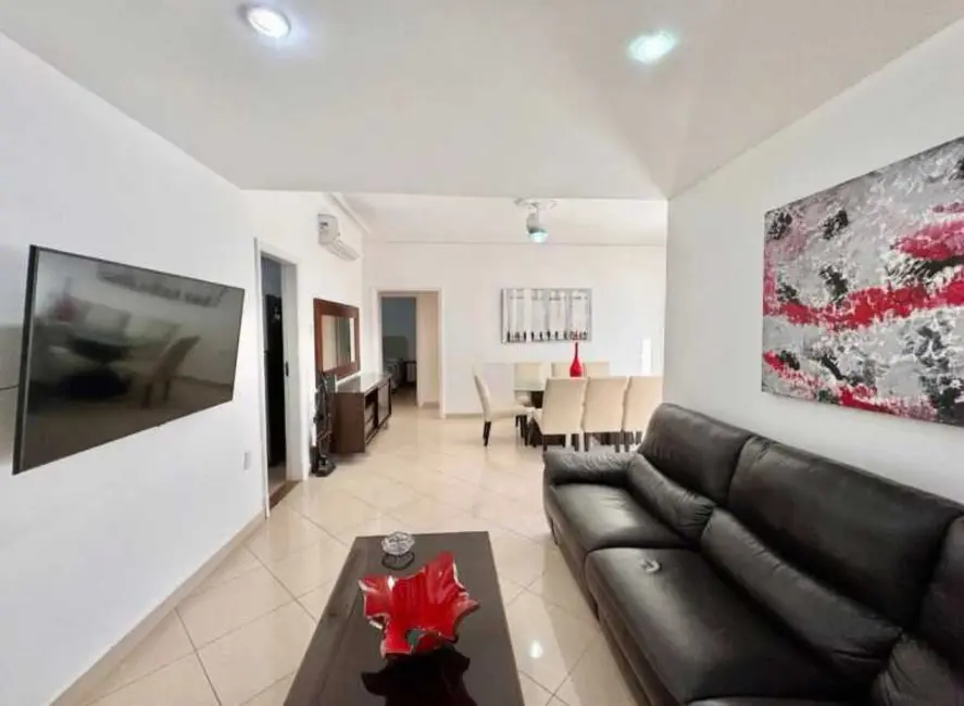 Apartamento com 3 quartos à venda e para alugar, 110m2 em Rio De Janeiro - RJ - imagem 8 Foto 8 de Apartamento com 3 quartos à venda e para alugar, 110m2 em Rio De Janeiro - RJ