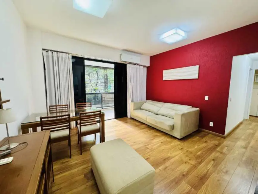 Apartamento com 3 quartos para alugar, 90m2 em Rio De Janeiro - RJ - imagem 3 Foto 3 de Apartamento com 3 quartos para alugar, 90m2 em Rio De Janeiro - RJ