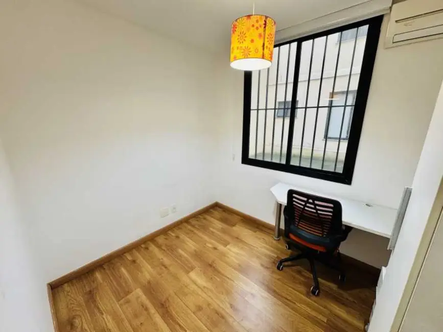 Apartamento com 3 quartos para alugar, 90m2 em Rio De Janeiro - RJ - imagem 9 Foto 9 de Apartamento com 3 quartos para alugar, 90m2 em Rio De Janeiro - RJ