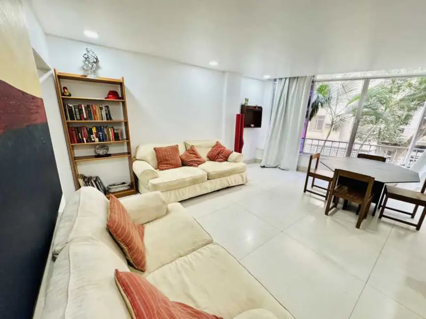 Foto 3 de Apartamento com 2 quartos à venda, 90m2 em Rio De Janeiro - RJ