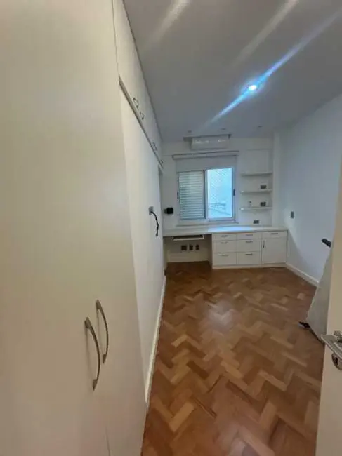 Apartamento com 3 quartos à venda, 109m2 em Rio De Janeiro - RJ - imagem 8 Foto 8 de Apartamento com 3 quartos à venda, 109m2 em Rio De Janeiro - RJ