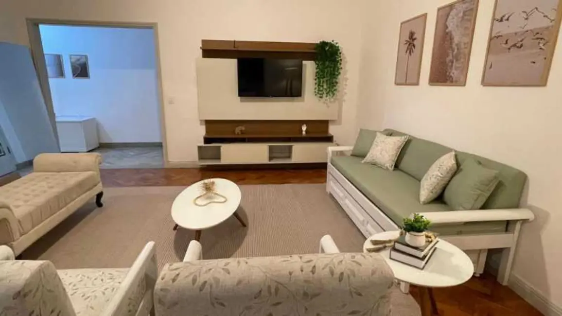 Foto 4 de Apartamento com 3 quartos para alugar, 190m2 em Rio De Janeiro - RJ