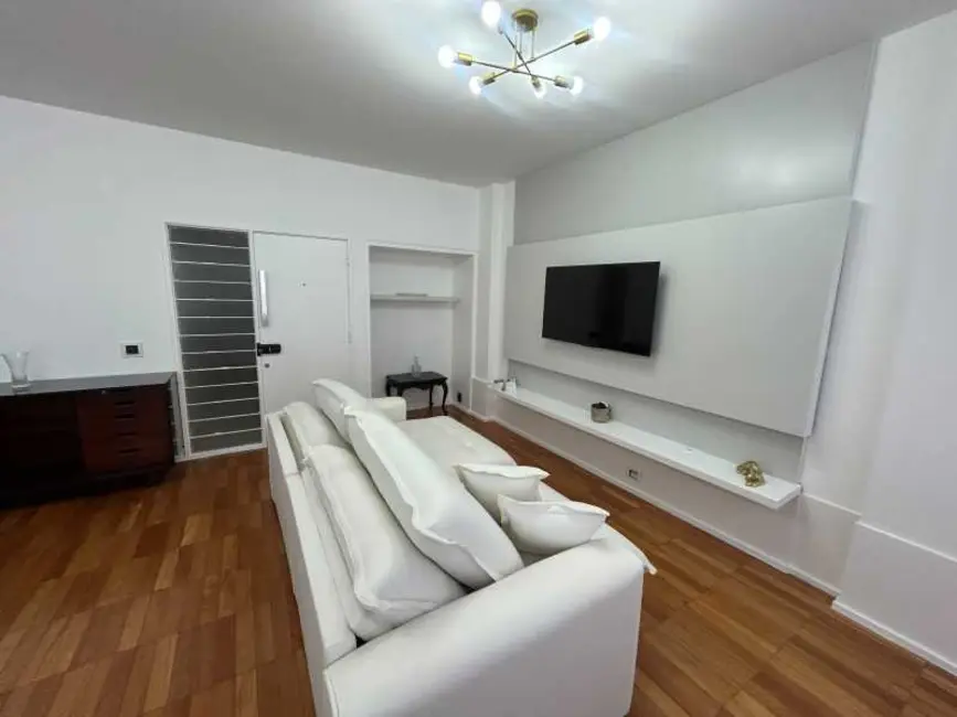 Apartamento com 3 quartos à venda e para alugar, 120m2 em Rio De Janeiro - RJ - imagem 5 Foto 5 de Apartamento com 3 quartos à venda e para alugar, 120m2 em Rio De Janeiro - RJ