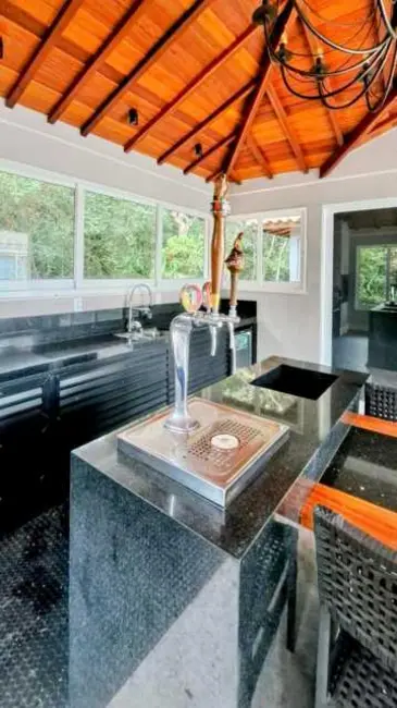 Casa de Condomínio com 3 quartos à venda, 300m2 em Armacao Dos Buzios - RJ - imagem 6 Foto 6 de Casa de Condomínio com 3 quartos à venda, 300m2 em Armacao Dos Buzios - RJ