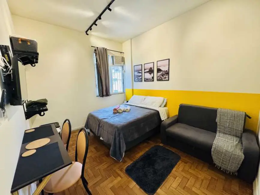 Apartamento com 1 quarto para alugar, 30m2 em Rio De Janeiro - RJ - imagem 1 Foto 1 de Apartamento com 1 quarto para alugar, 30m2 em Rio De Janeiro - RJ