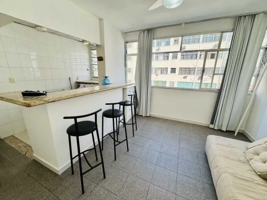 Foto 4 de Apartamento com 1 quarto para alugar, 50m2 em Rio De Janeiro - RJ