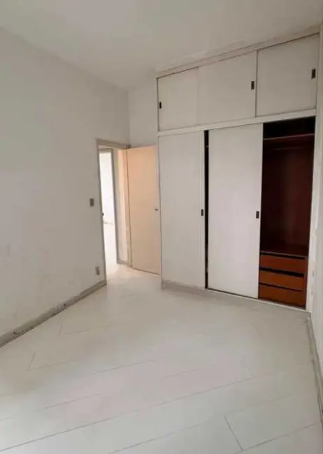 Foto 8 de Apartamento com 2 quartos para alugar, 70m2 em Rio De Janeiro - RJ