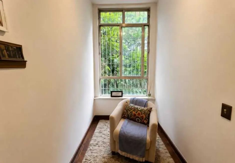Foto 2 de Apartamento com 2 quartos à venda, 70m2 em Rio De Janeiro - RJ