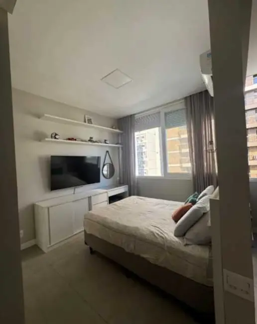 Foto 4 de Apartamento com 1 quarto para alugar, 68m2 em Rio De Janeiro - RJ
