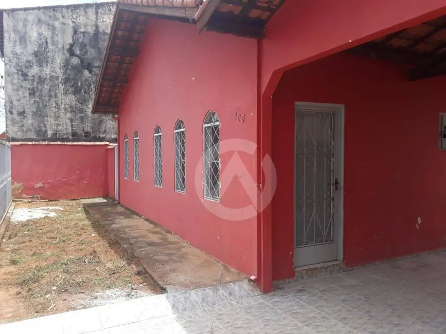 Foto 2 de Casa com 2 quartos à venda, 300m2 em Jardim Jacarandá, Pouso Alegre - MG