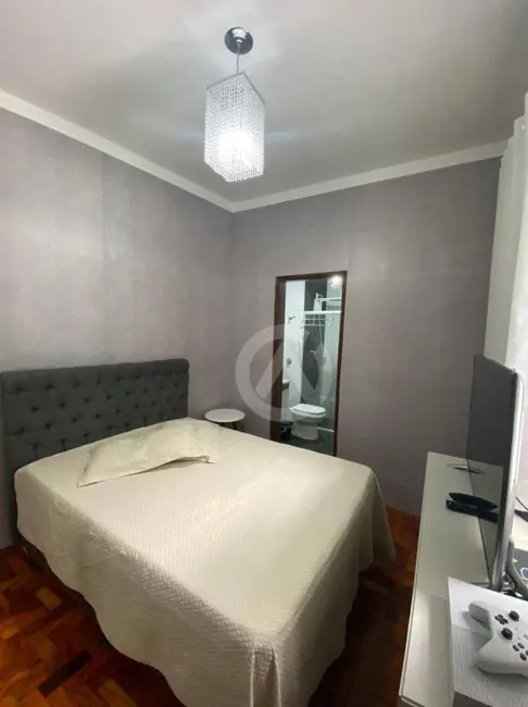 Casa com 3 quartos à venda, 180m2 em Centro, Pouso Alegre - MG - imagem 9 Foto 9 de Casa com 3 quartos à venda, 180m2 em Centro, Pouso Alegre - MG