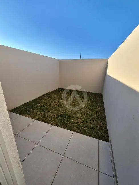 Sobrado com 2 quartos à venda, 100m2 em Cidade Vergani, Pouso Alegre - MG - imagem 6 Foto 6 de Sobrado com 2 quartos à venda, 100m2 em Cidade Vergani, Pouso Alegre - MG