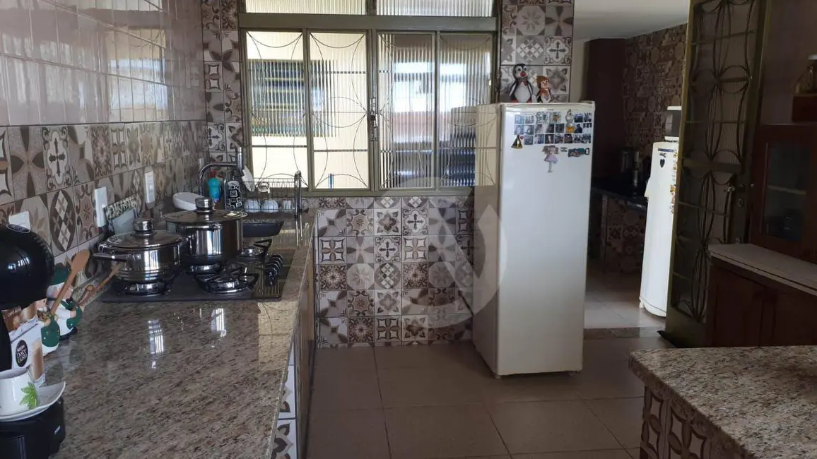 Foto 4 de Casa com 2 quartos à venda, 240m2 em Jardim Aureliano, Pouso Alegre - MG