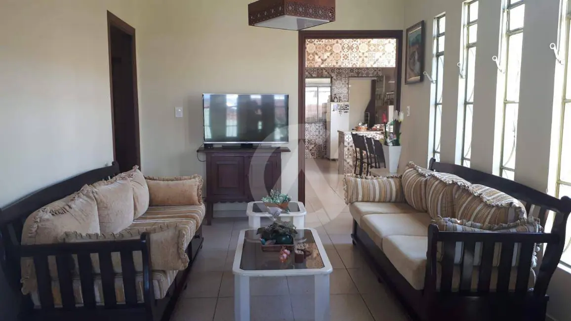 Foto 9 de Casa com 2 quartos à venda, 240m2 em Jardim Aureliano, Pouso Alegre - MG