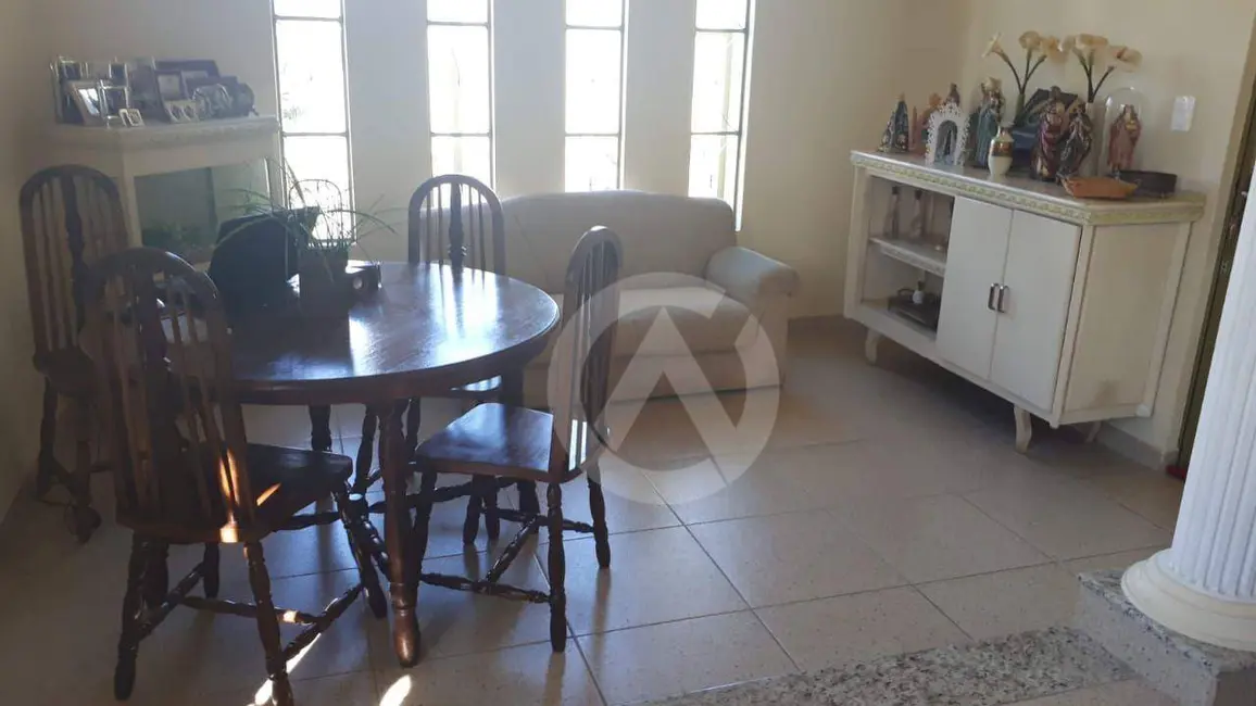 Foto 6 de Casa com 2 quartos à venda, 240m2 em Jardim Aureliano, Pouso Alegre - MG