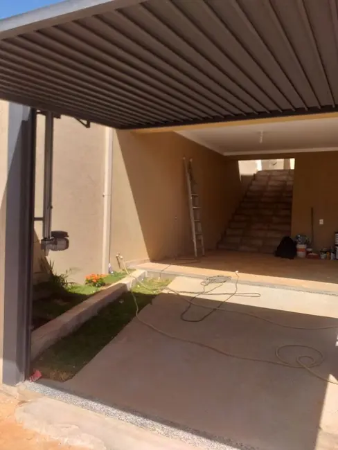 Foto 4 de Casa com 3 quartos à venda, 240m2 em Pão de Açúcar, Pouso Alegre - MG