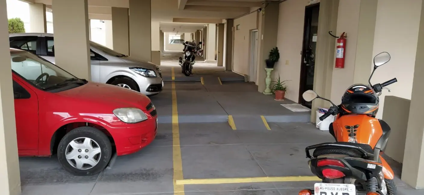 Foto 5 de Apartamento com 3 quartos à venda, 79m2 em Paraíso, Pouso Alegre - MG