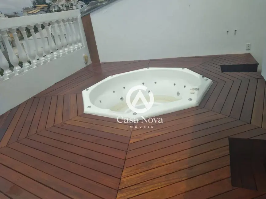 Casa com 4 quartos à venda, 300m2 em Colinas de Santa Bárbara, Pouso Alegre - MG - imagem 3 Foto 3 de Casa com 4 quartos à venda, 300m2 em Colinas de Santa Bárbara, Pouso Alegre - MG
