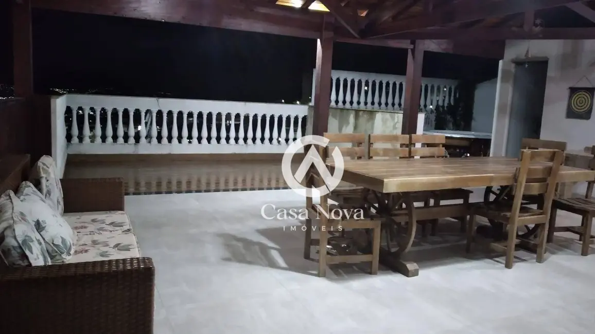 Casa com 4 quartos à venda, 300m2 em Colinas de Santa Bárbara, Pouso Alegre - MG - imagem 5 Foto 5 de Casa com 4 quartos à venda, 300m2 em Colinas de Santa Bárbara, Pouso Alegre - MG
