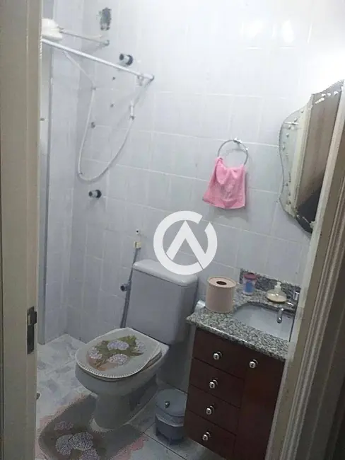 Foto 2 de Apartamento com 2 quartos à venda, 81m2 em Centro, Pouso Alegre - MG