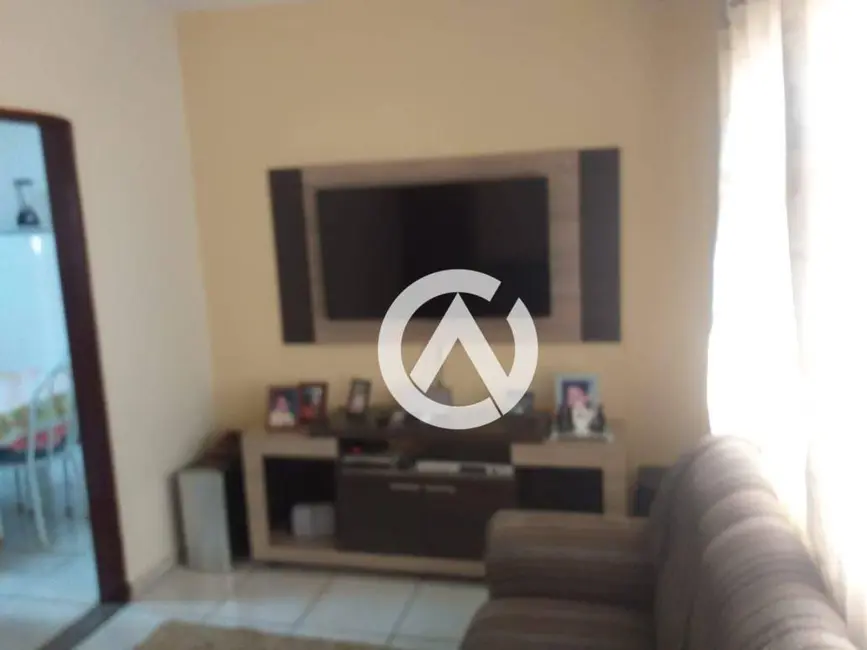 Foto 6 de Casa com 2 quartos à venda, 170m2 em Jardim Europa, Pouso Alegre - MG