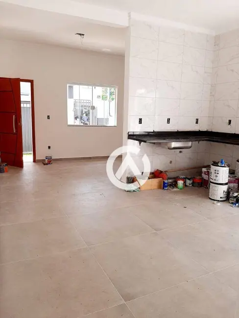 Casa com 2 quartos à venda, 120m2 em Shangri-lá, Pouso Alegre - MG - imagem 3 Foto 3 de Casa com 2 quartos à venda, 120m2 em Shangri-lá, Pouso Alegre - MG