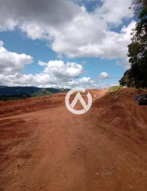 Foto 2 de Terreno / Lote à venda, 126m2 em Pedralva - MG