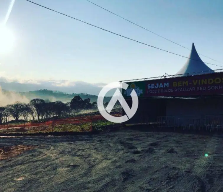 Foto 5 de Terreno / Lote à venda, 126m2 em Pedralva - MG