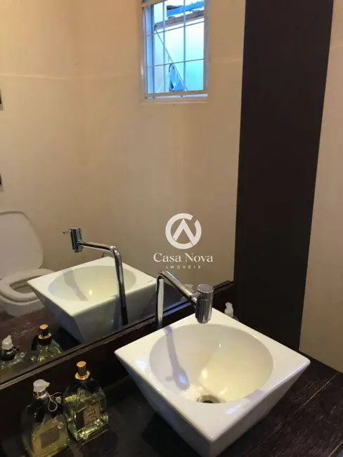 Foto 9 de Casa com 3 quartos à venda, 144m2 em Jardim Olímpico, Pouso Alegre - MG