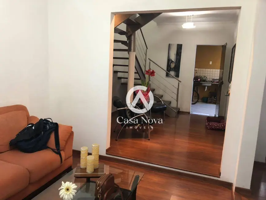 Foto 1 de Casa com 3 quartos à venda, 144m2 em Jardim Olímpico, Pouso Alegre - MG