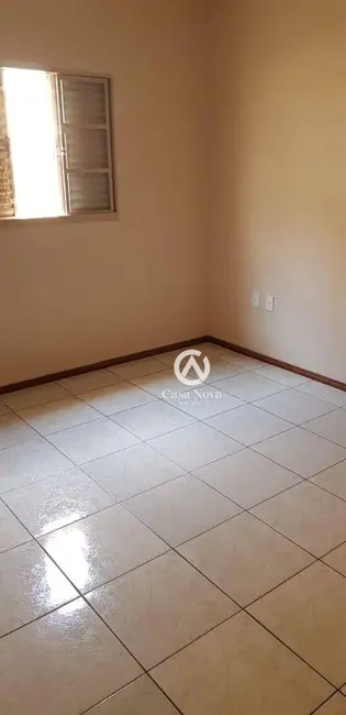Foto 1 de Casa com 3 quartos à venda, 408m2 em São Carlos, Pouso Alegre - MG