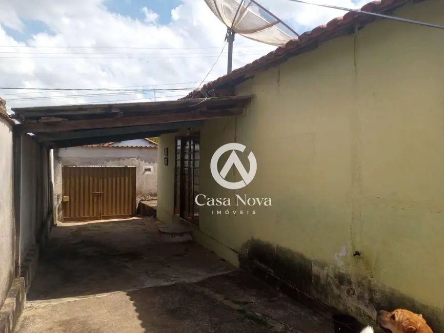 Foto 1 de Casa com 2 quartos à venda, 200m2 em Morumbi, Pouso Alegre - MG