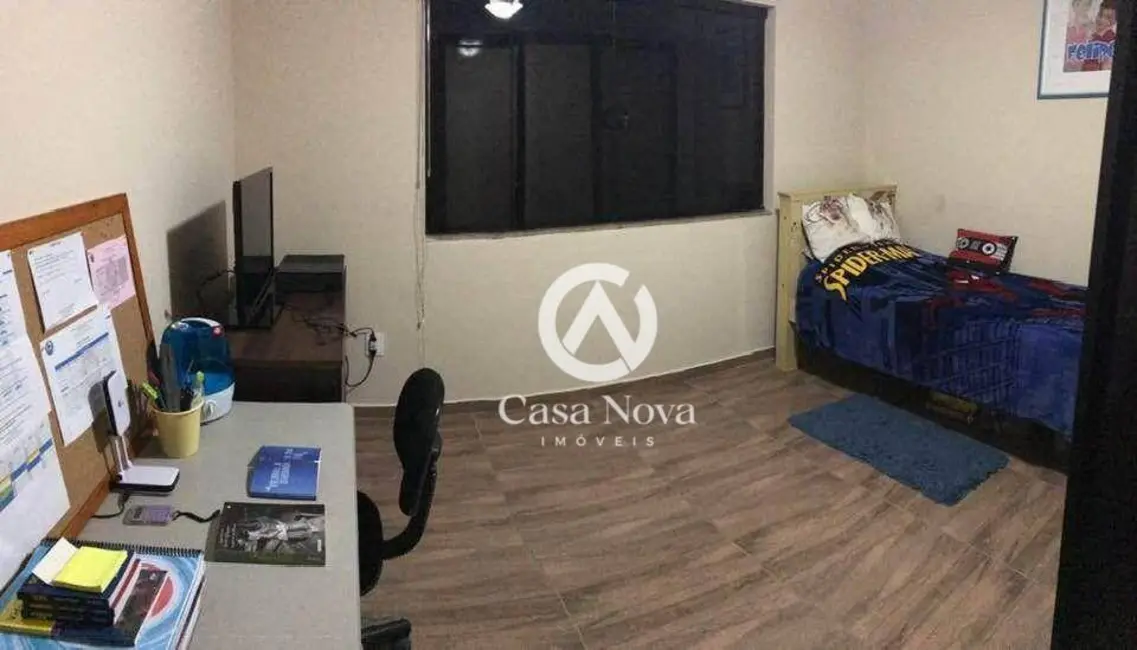 Foto 9 de Casa com 2 quartos à venda, 219m2 em Vila Nossa Senhora Aparecida, Pouso Alegre - MG