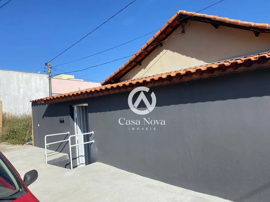 Foto 2 de Casa com 4 quartos à venda, 300m2 em Cidade Vergani, Pouso Alegre - MG