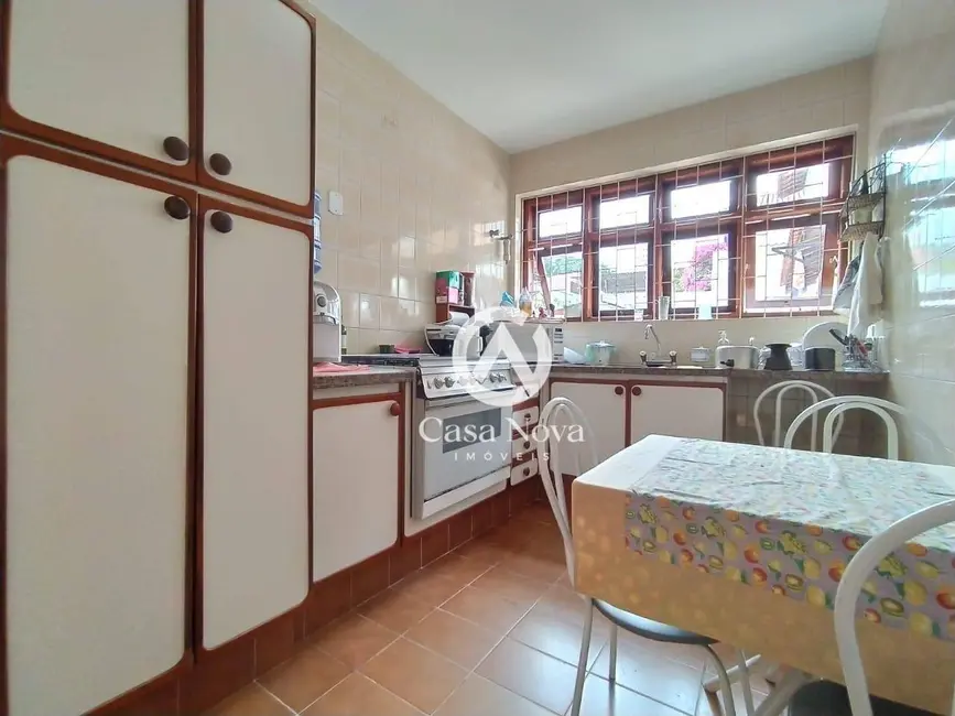 Foto 4 de Casa com 4 quartos à venda, 487m2 em Jardim Noronha, Pouso Alegre - MG