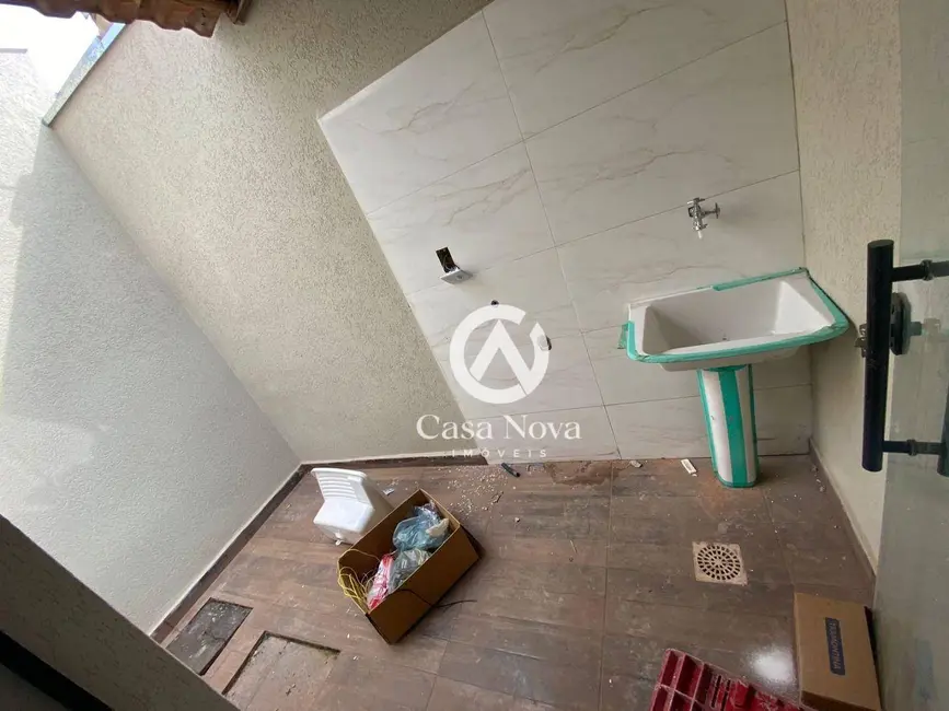 Casa com 3 quartos à venda, 125m2 em Parque Real, Pouso Alegre - MG - imagem 4 Foto 4 de Casa com 3 quartos à venda, 125m2 em Parque Real, Pouso Alegre - MG