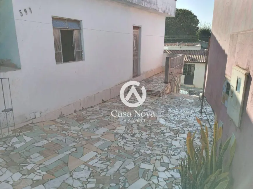 Casa com 2 quartos à venda, 200m2 em Vista Alegre, Pouso Alegre - MG - imagem 3 Foto 3 de Casa com 2 quartos à venda, 200m2 em Vista Alegre, Pouso Alegre - MG