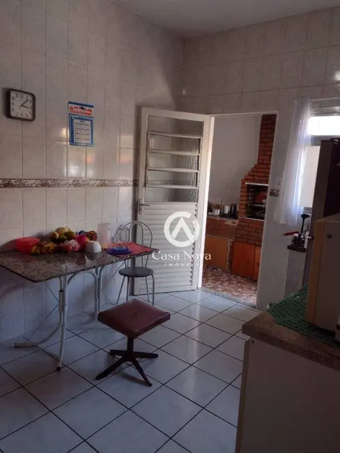 Foto 3 de Casa com 3 quartos à venda, 120m2 em Paraíso, Pouso Alegre - MG