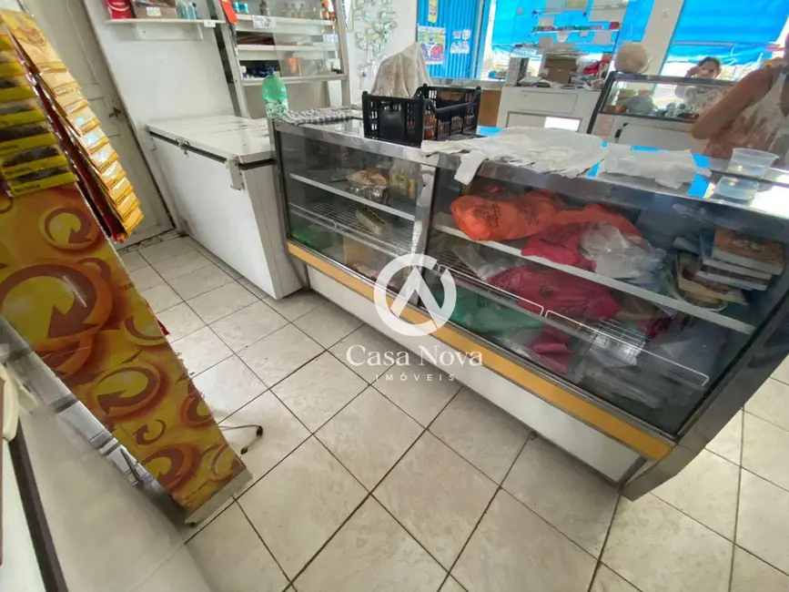 Foto 3 de Casa com 2 quartos à venda, 250m2 em Vista Alegre, Pouso Alegre - MG